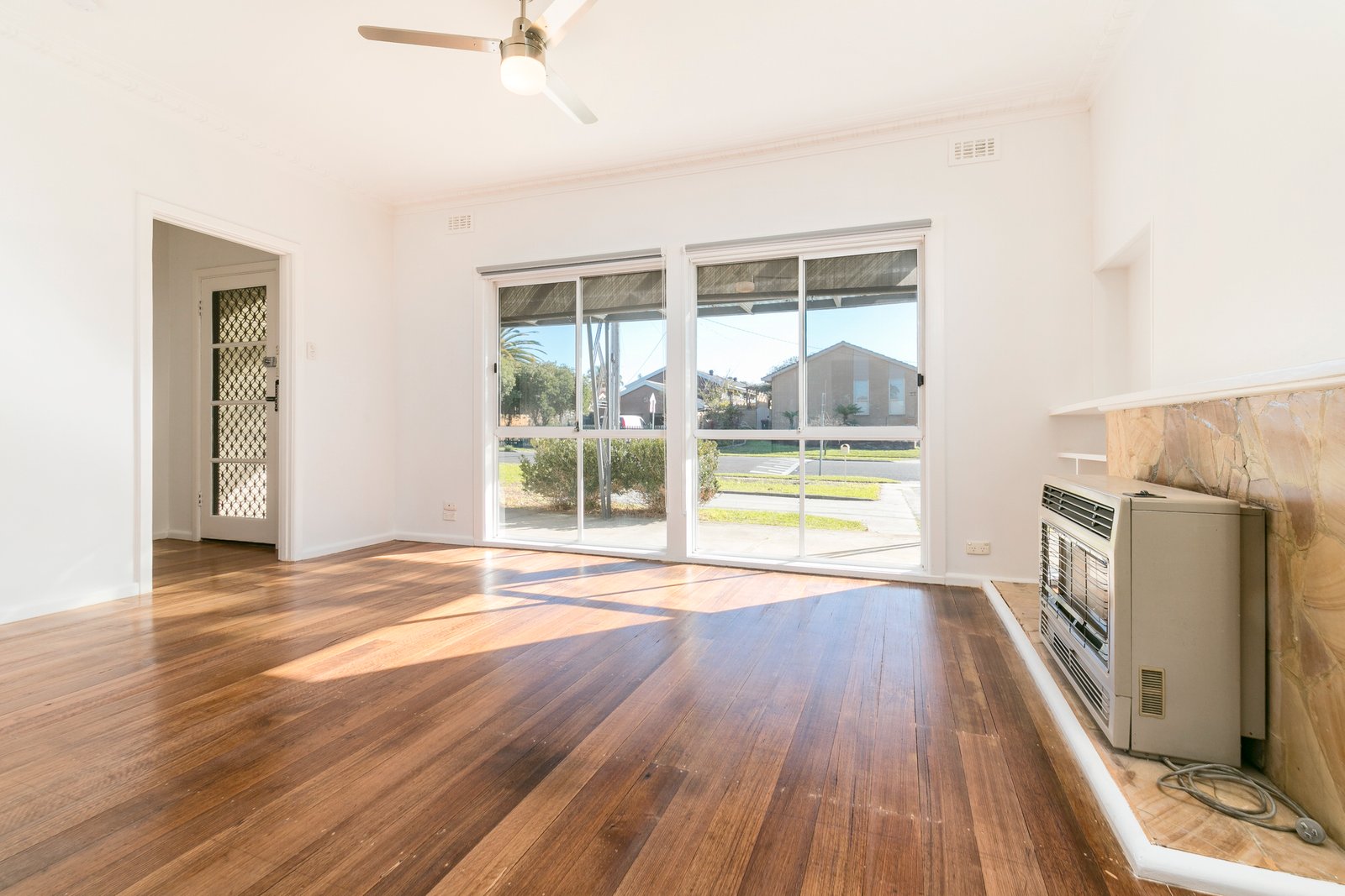 Gallery: 56 Mascot Avenue