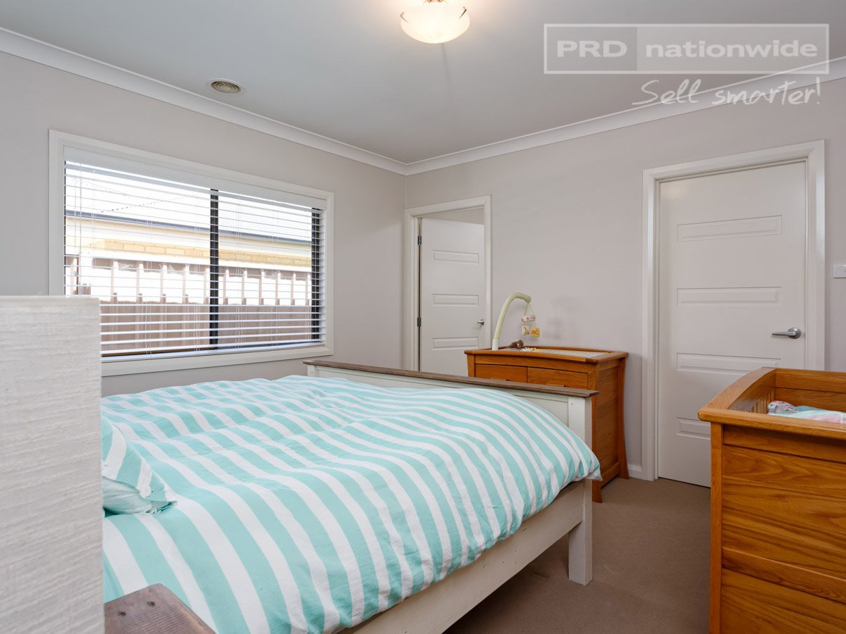 56 Messenger Avenue BOOROOMA 6