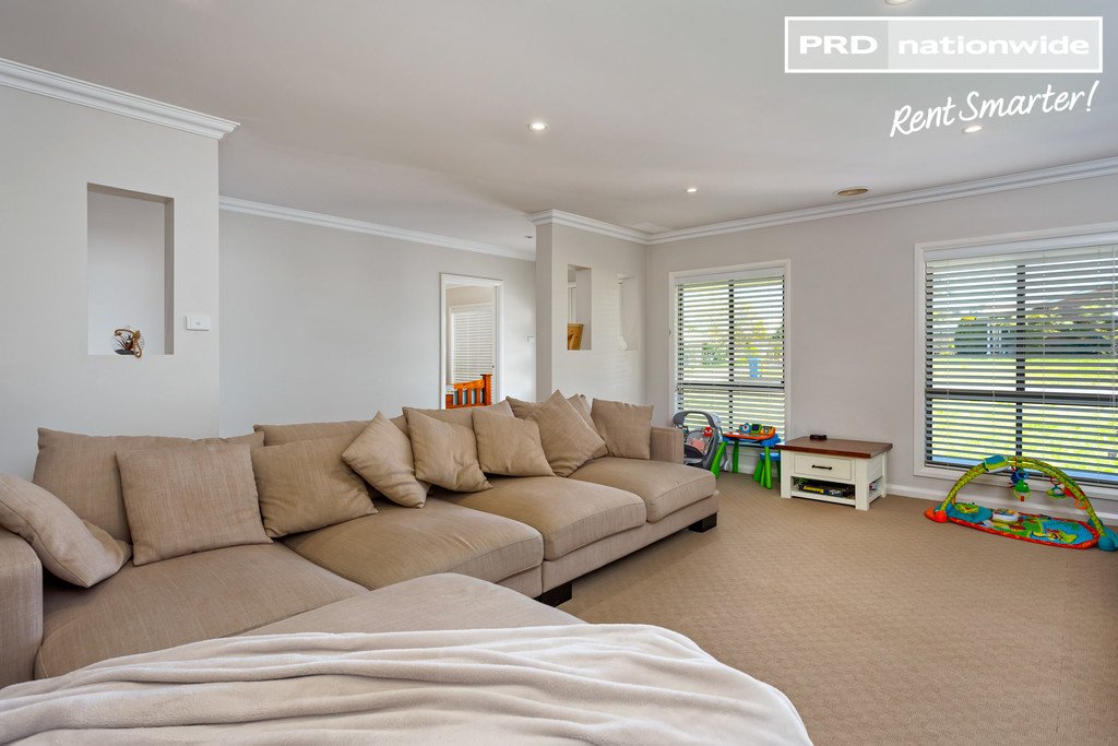 56 Messenger Avenue BOOROOMA 3