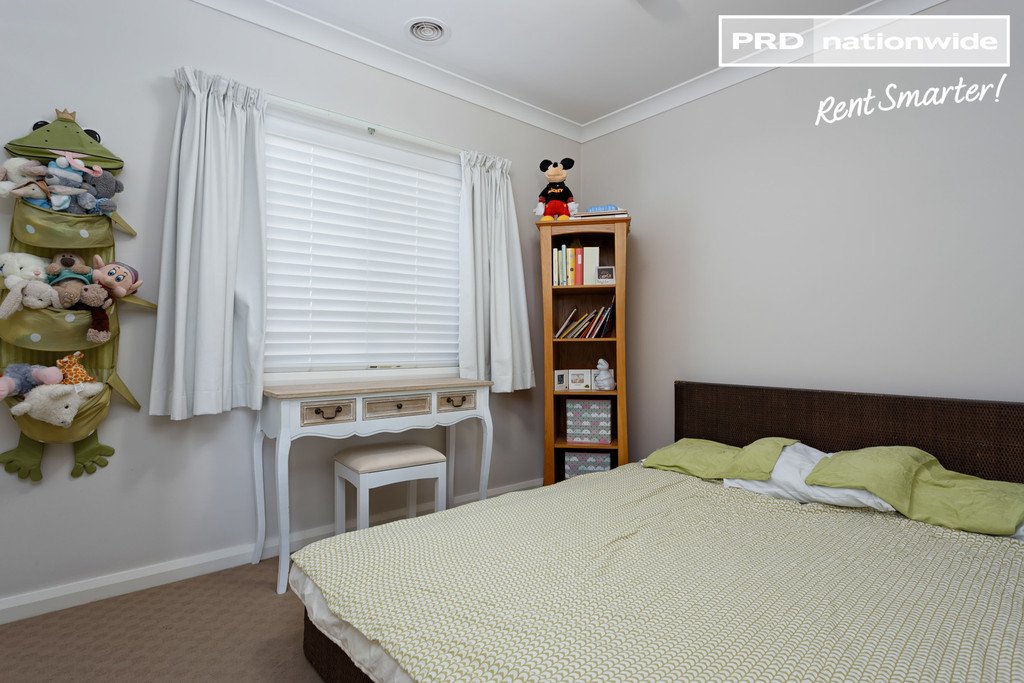 56 Messenger Avenue BOOROOMA 4