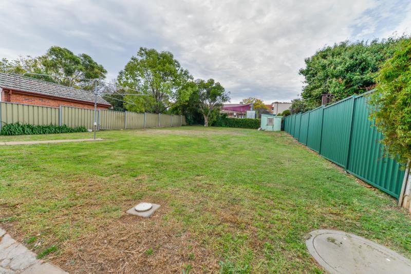 56 Napier Street TAMWORTH 9