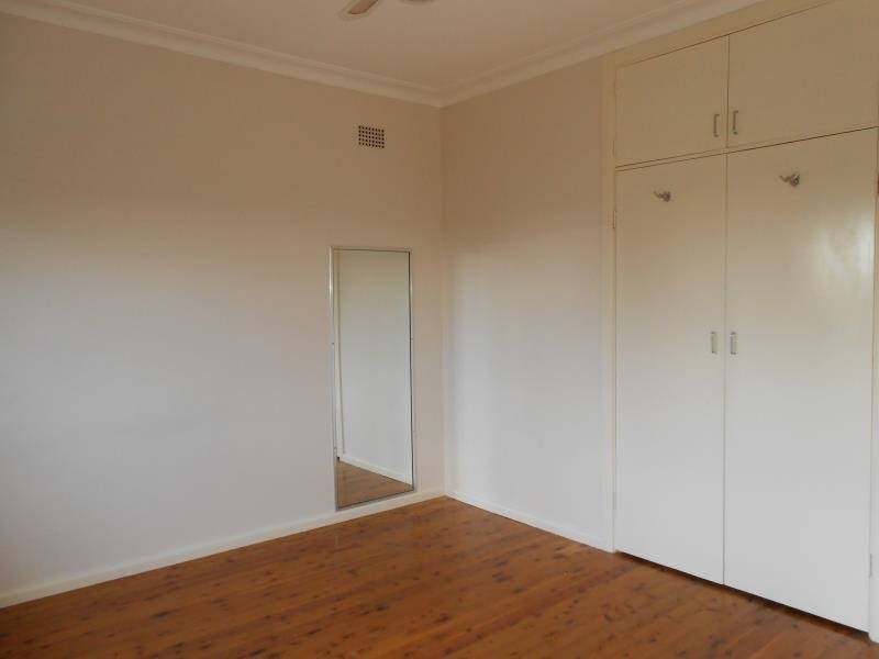 56 Peel Street TAMWORTH 7
