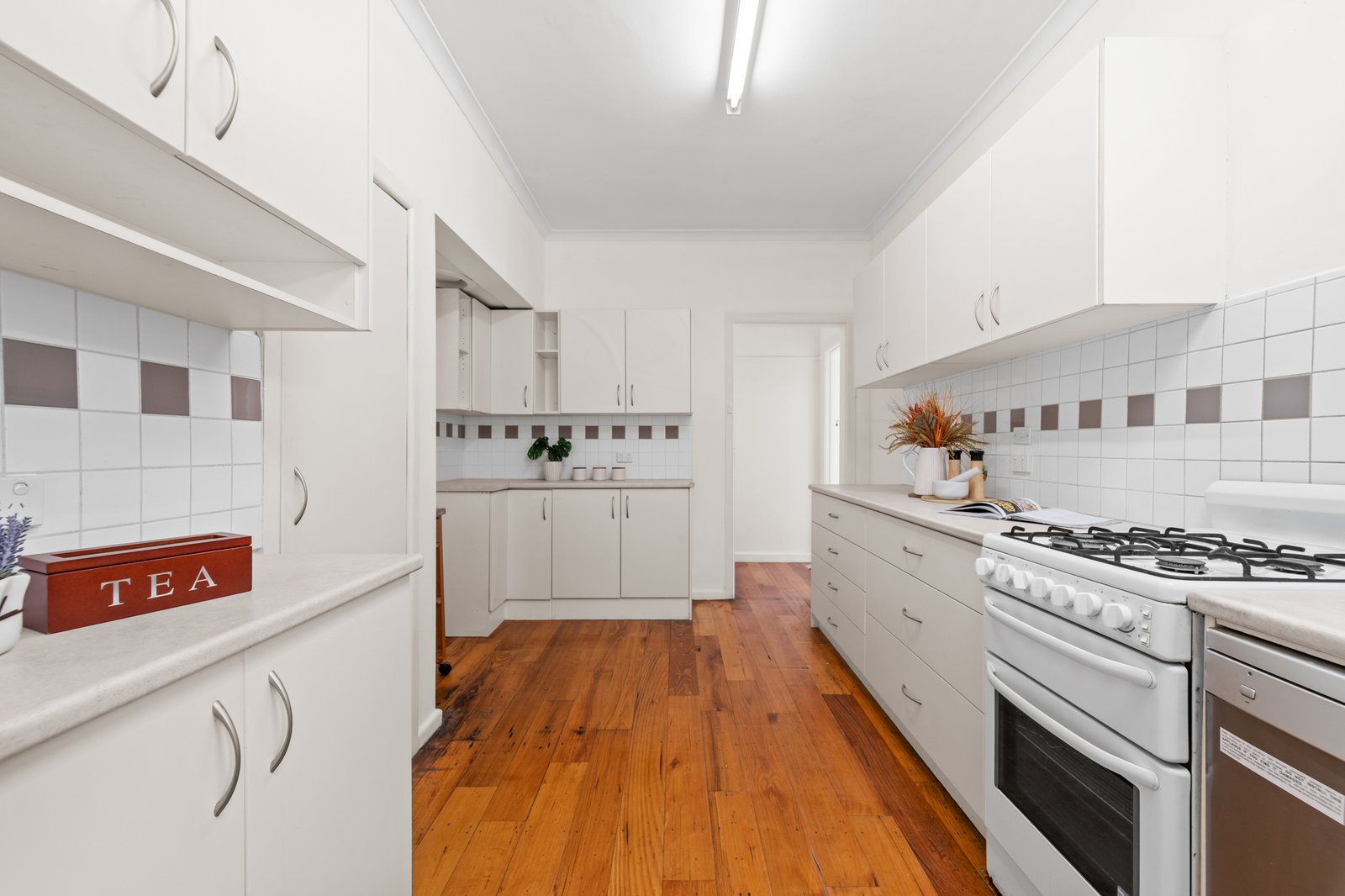 Gallery: 56 Peter Street