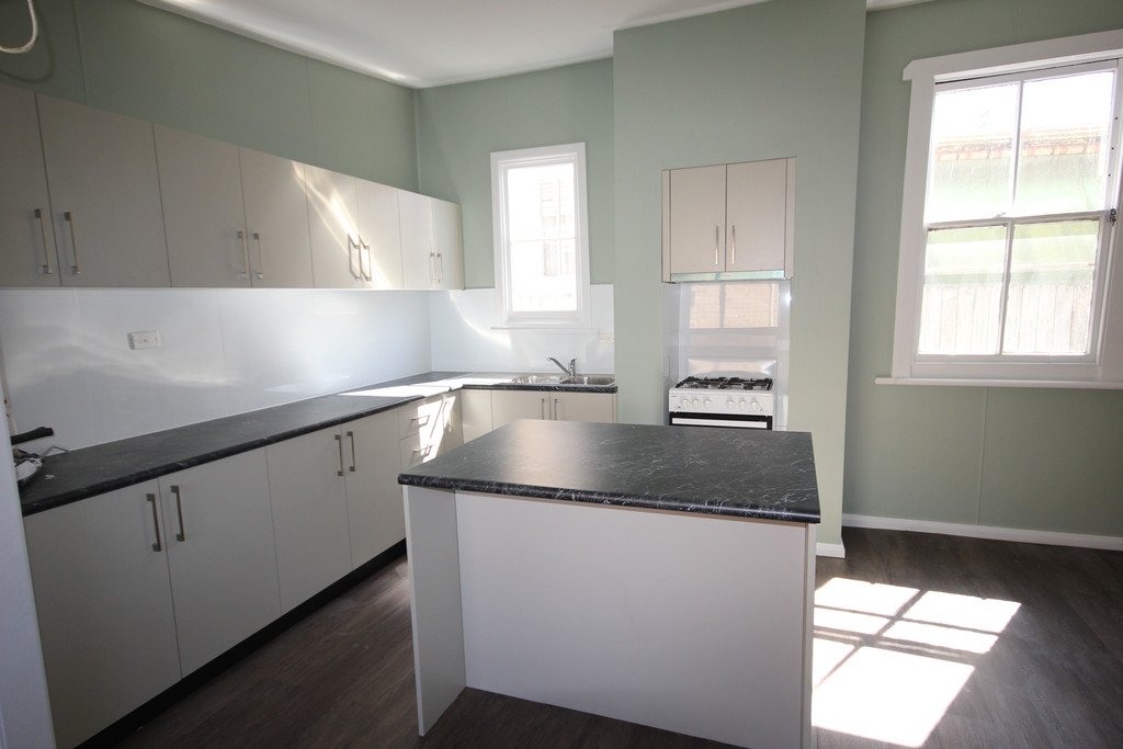 56 President Avenue KOGARAH 2