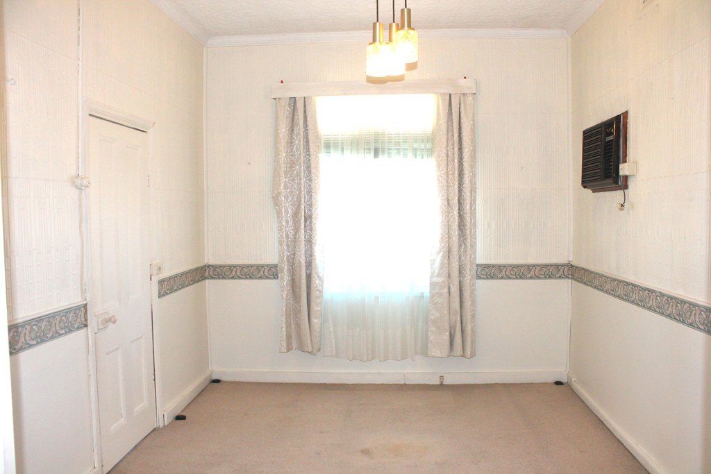 56 President Avenue KOGARAH 6