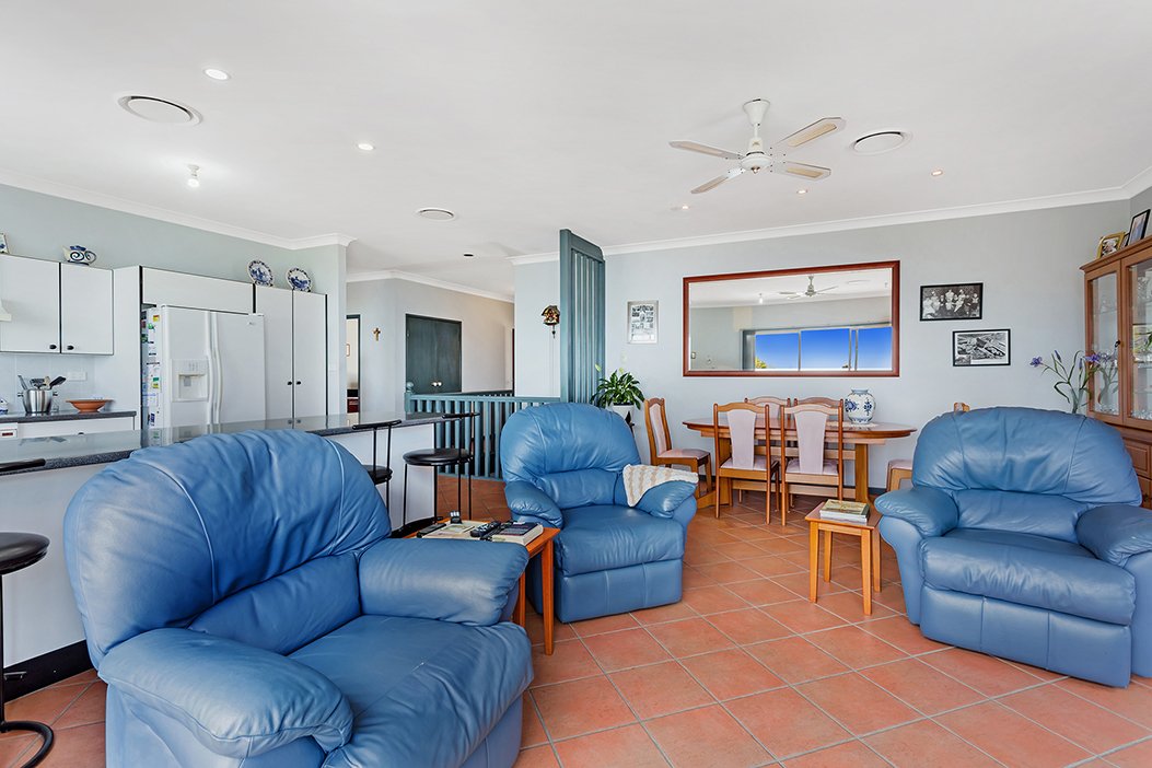 56 Randall Drive SALAMANDER BAY 12