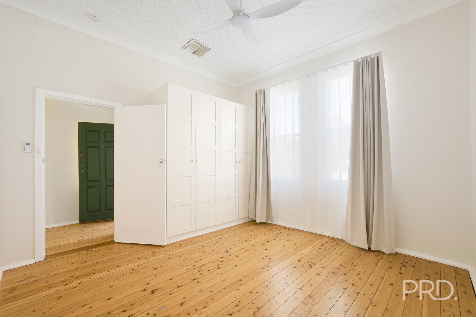 56 Rawson Avenue TAMWORTH 9
