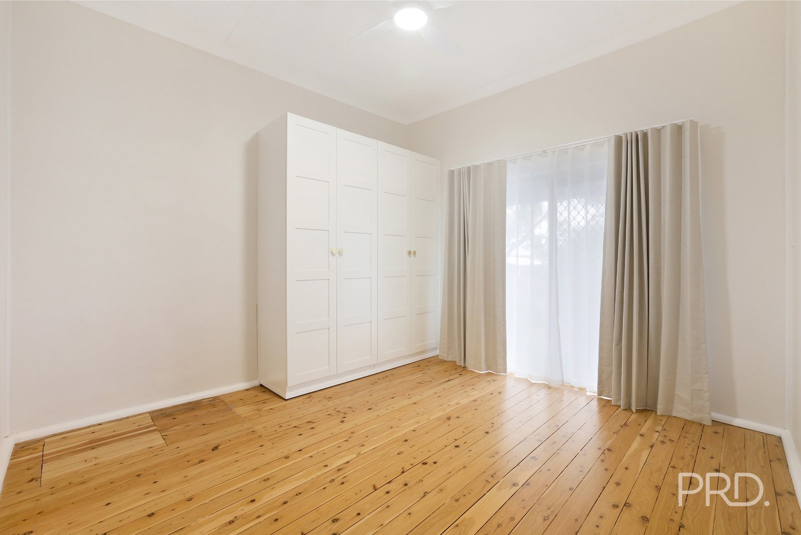 56 Rawson Avenue TAMWORTH 10