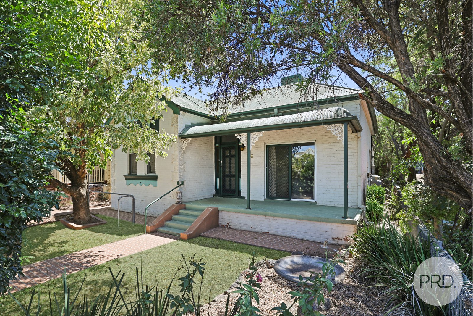 56 Rawson Avenue TAMWORTH 1