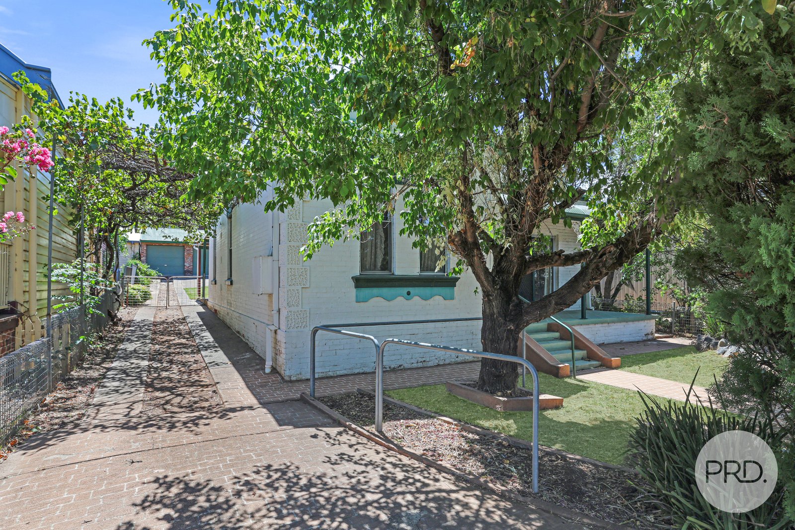 56 Rawson Avenue TAMWORTH 2