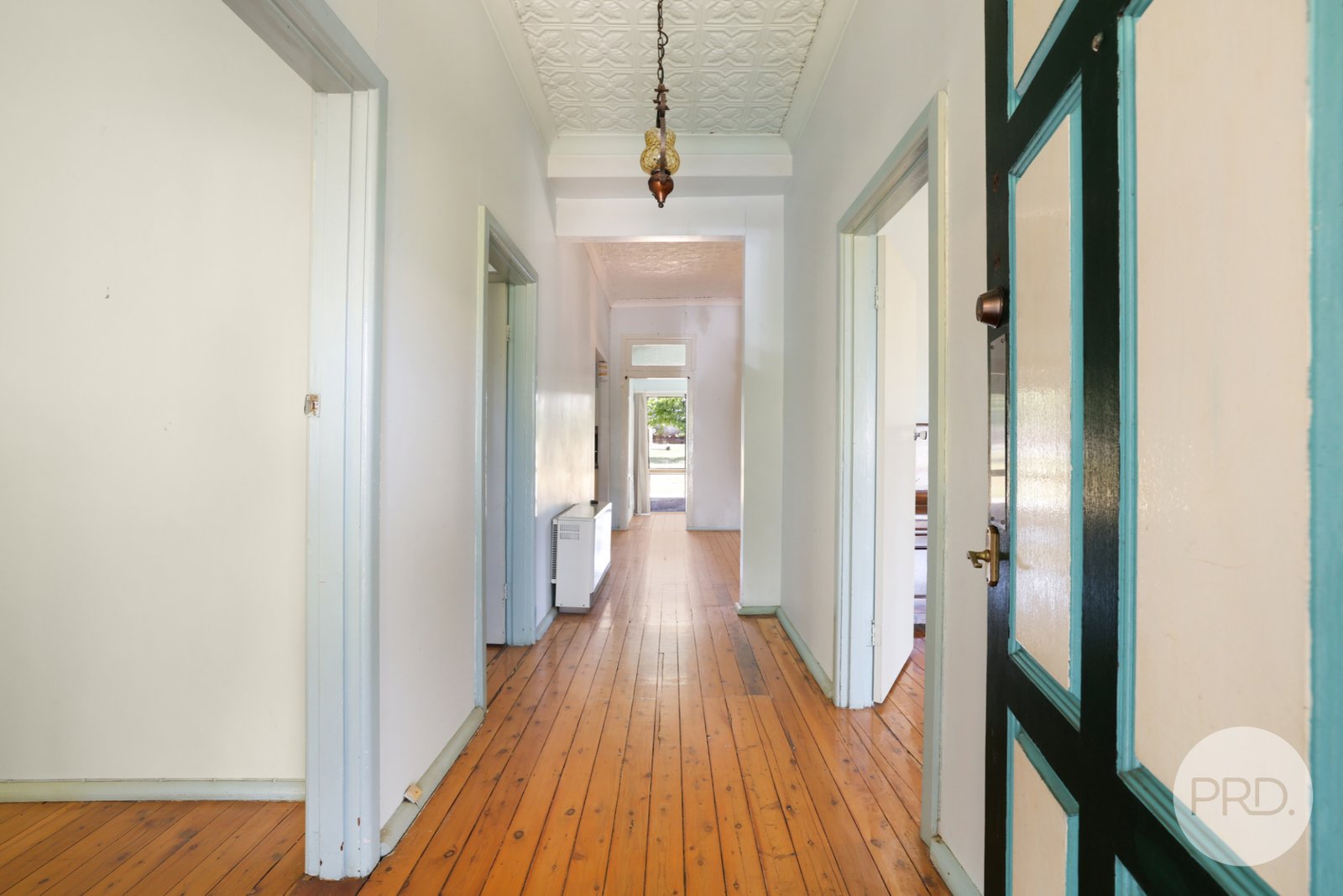 56 Rawson Avenue TAMWORTH 7