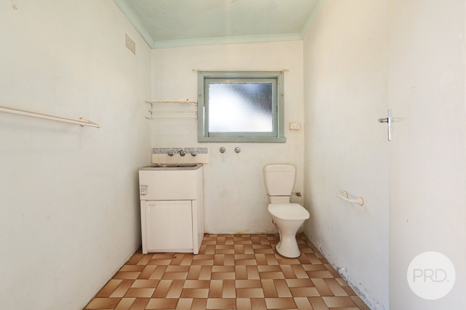 56 Rawson Avenue TAMWORTH 20