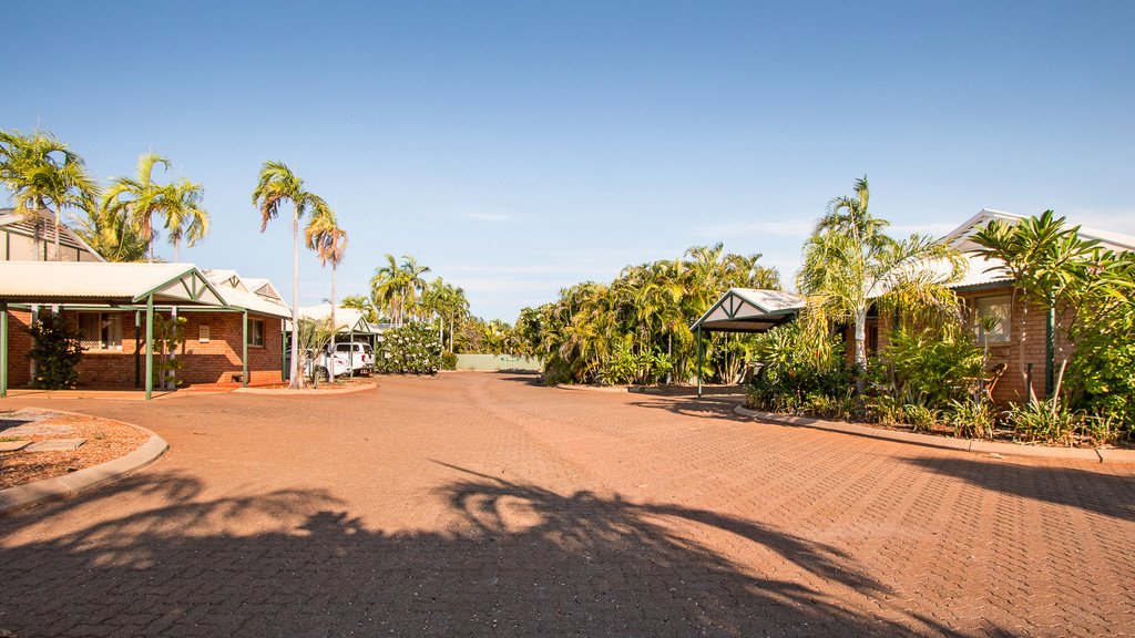 5/6 Rhatigan  CABLE BEACH 10