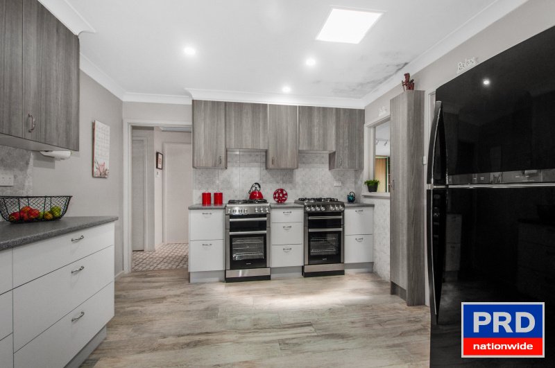 56 Robert St  KANAHOOKA 2