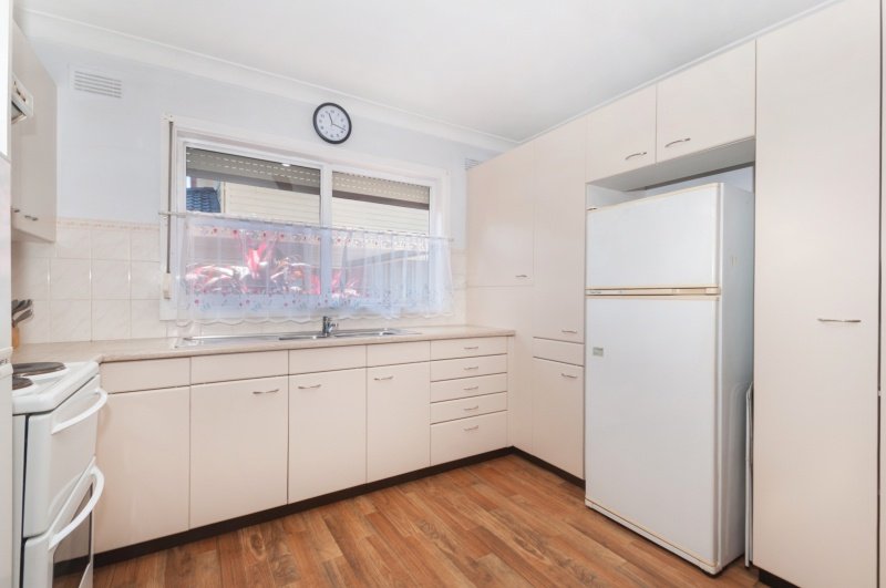 56 Robert Street DAPTO 4