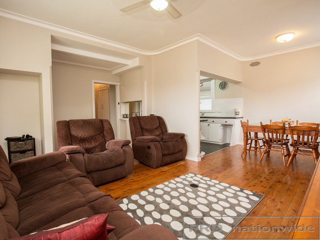 56 Robert Street TENAMBIT 9