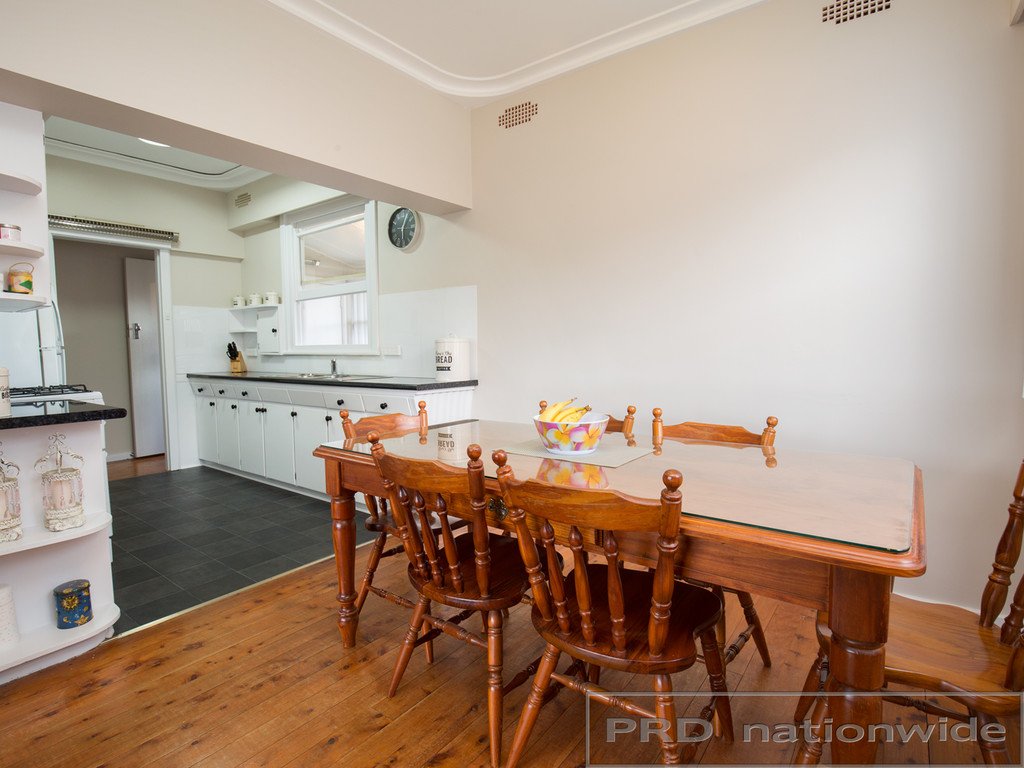 56 Robert Street TENAMBIT 11