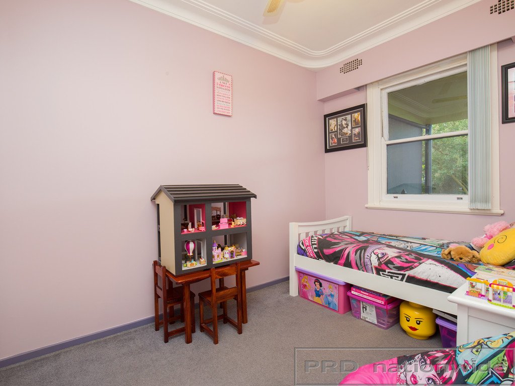 56 Robert Street TENAMBIT 17