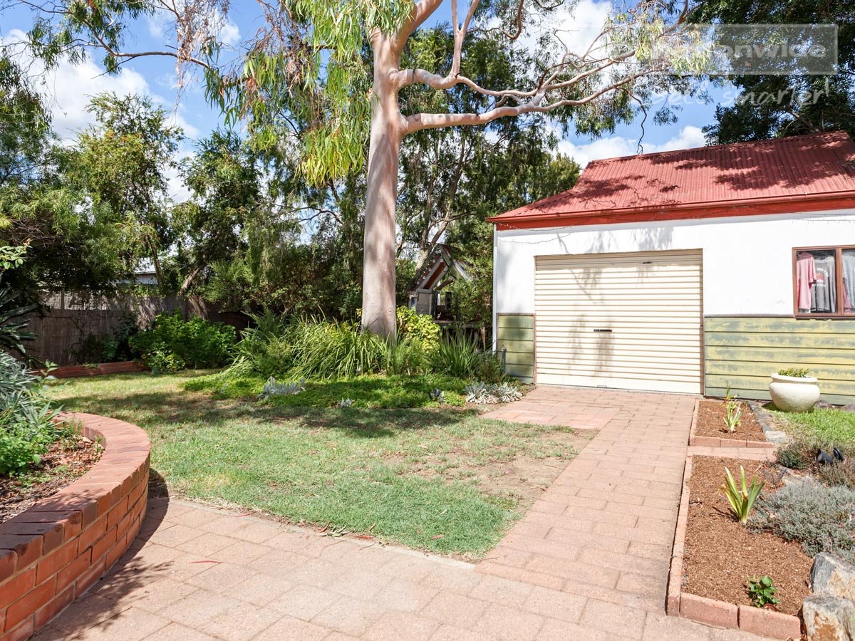 56 Shaw Street WAGGA WAGGA 4