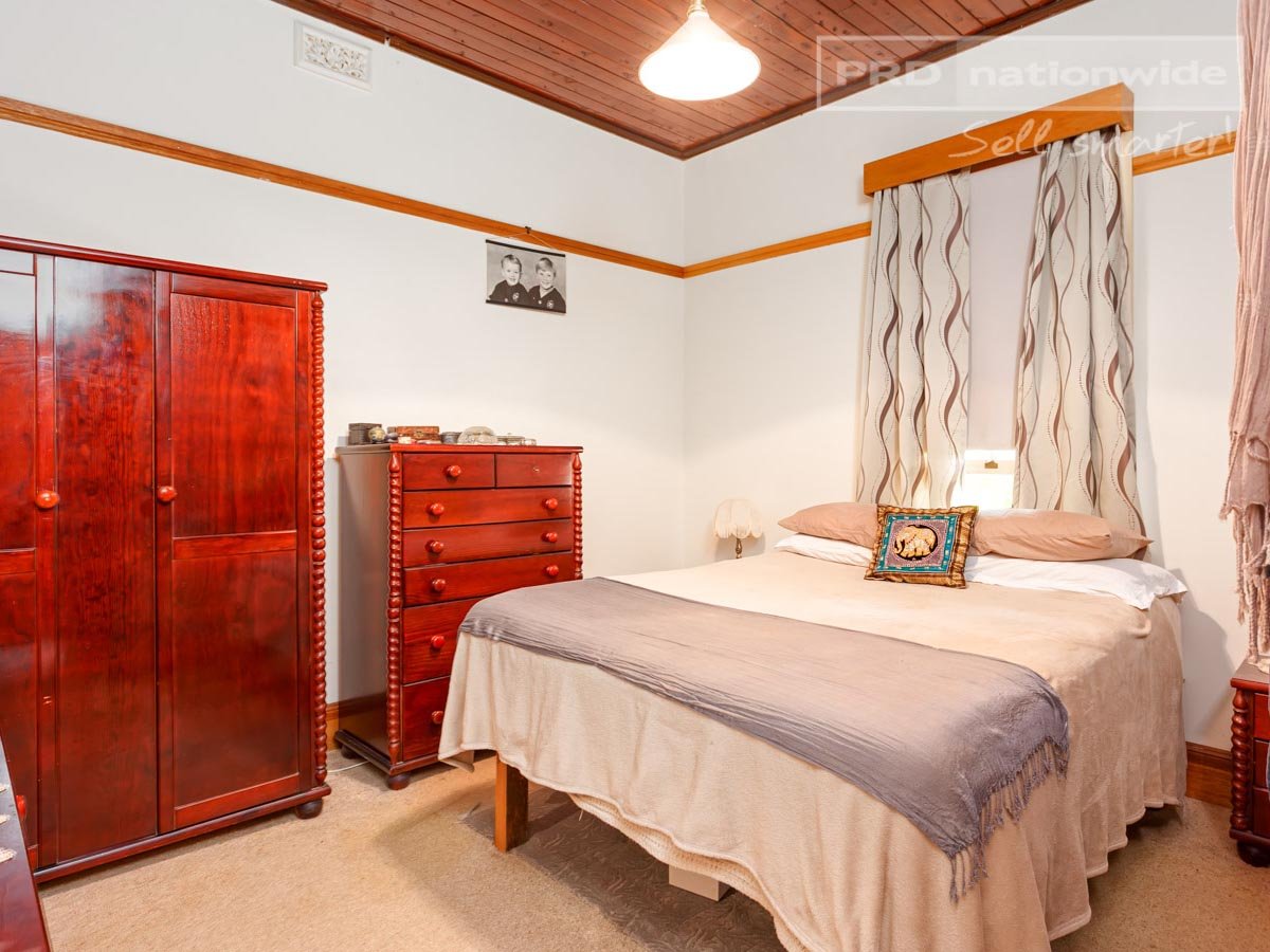 56 Shaw Street WAGGA WAGGA 5