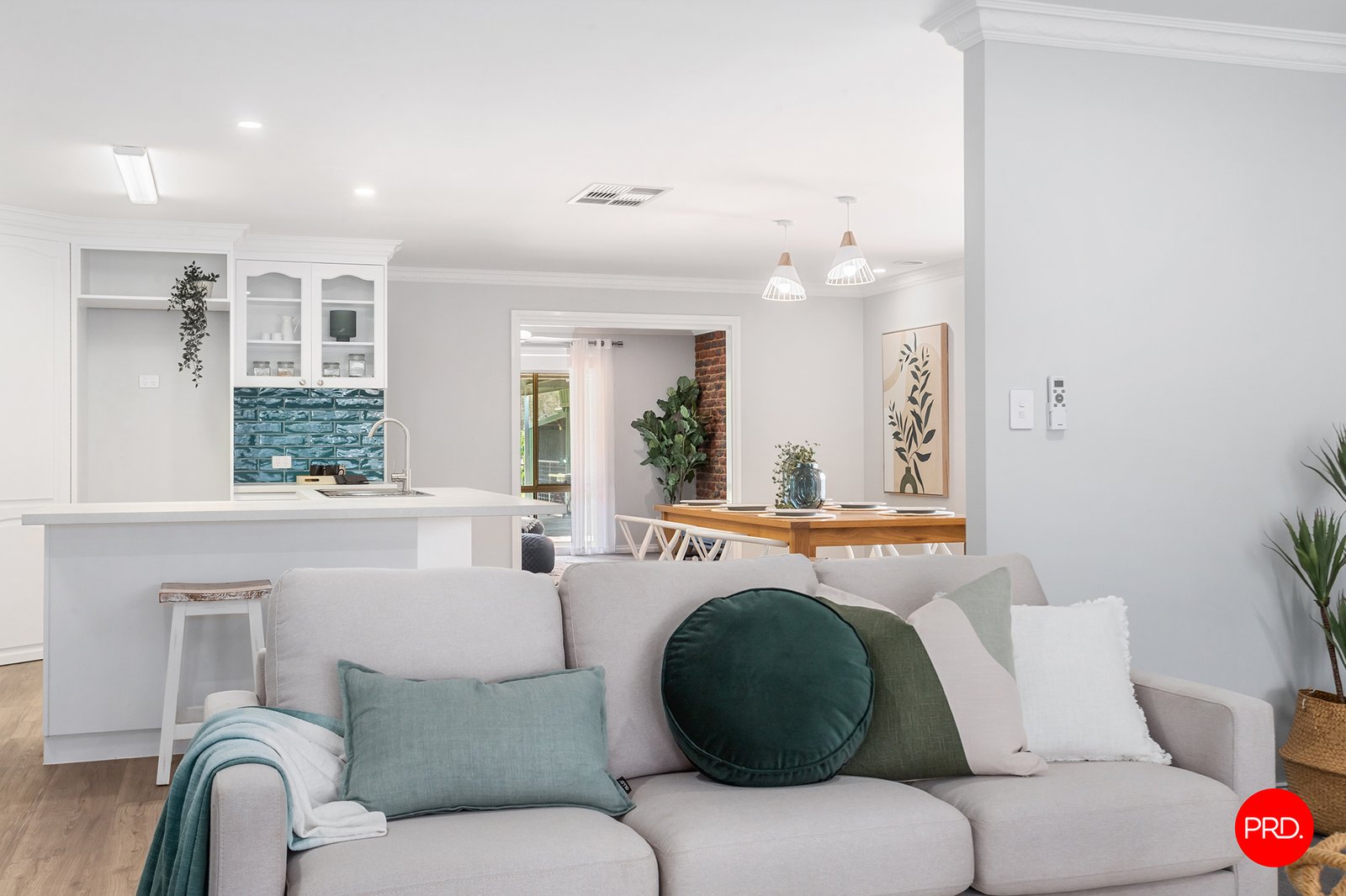 56 Strickland Street ASCOT 7