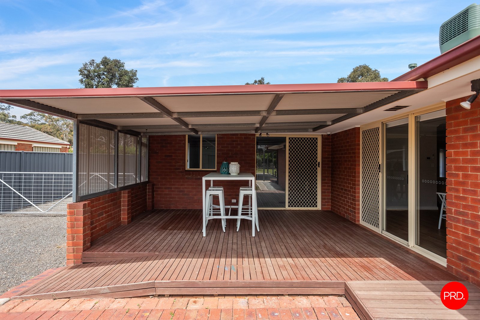 56 Strickland Street ASCOT 21