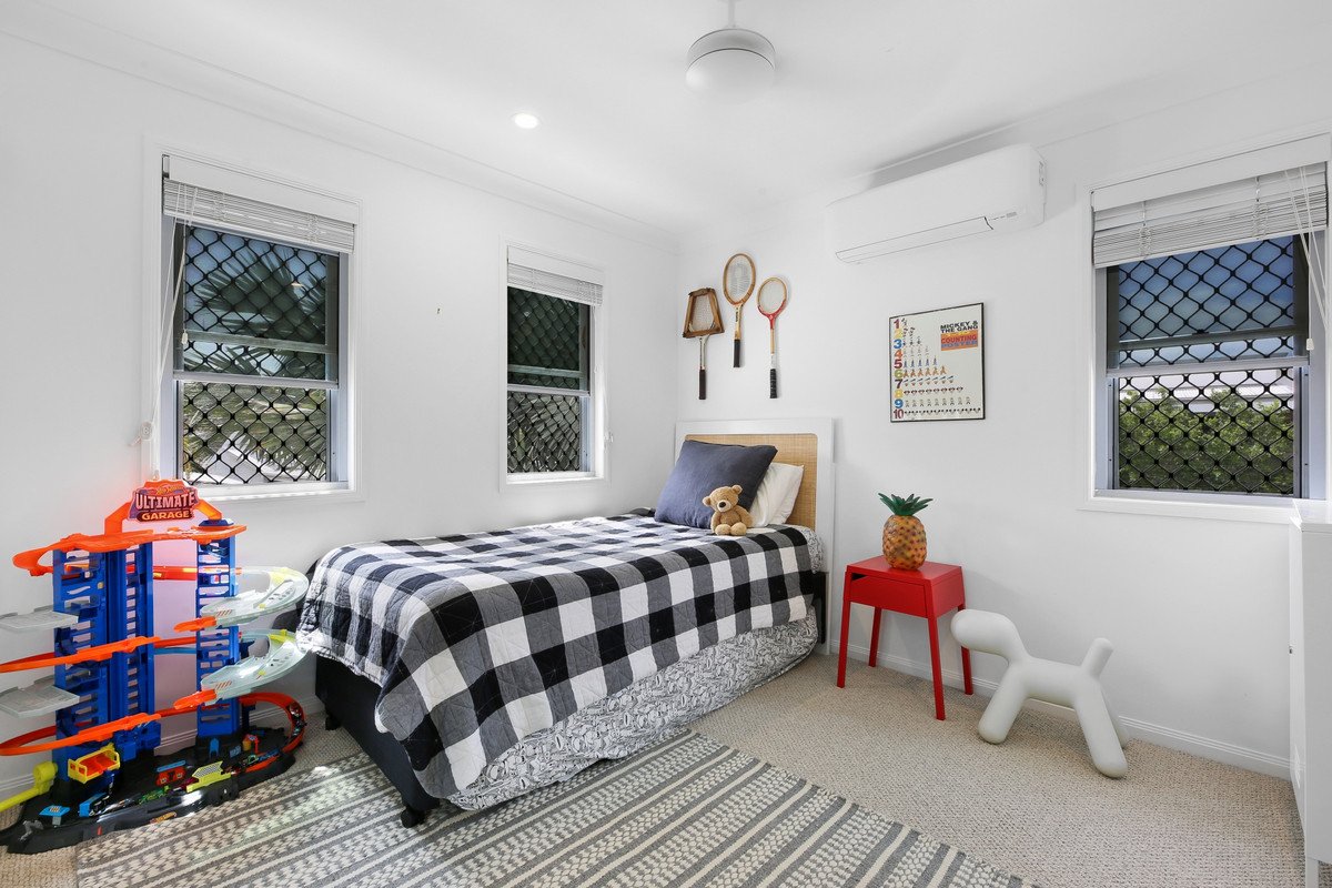 56 Venice Street Burleigh Waters 18