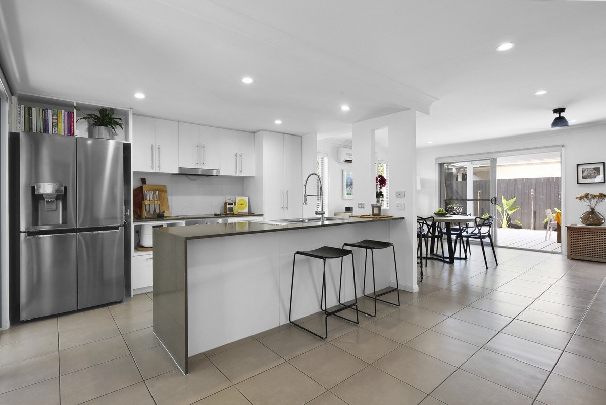 56 Venice Street Burleigh Waters 6