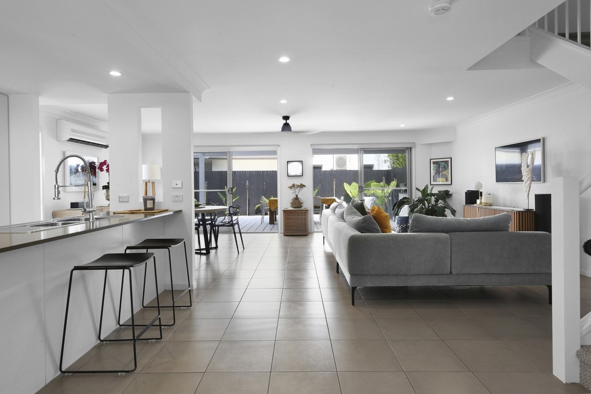 56 Venice Street Burleigh Waters 5