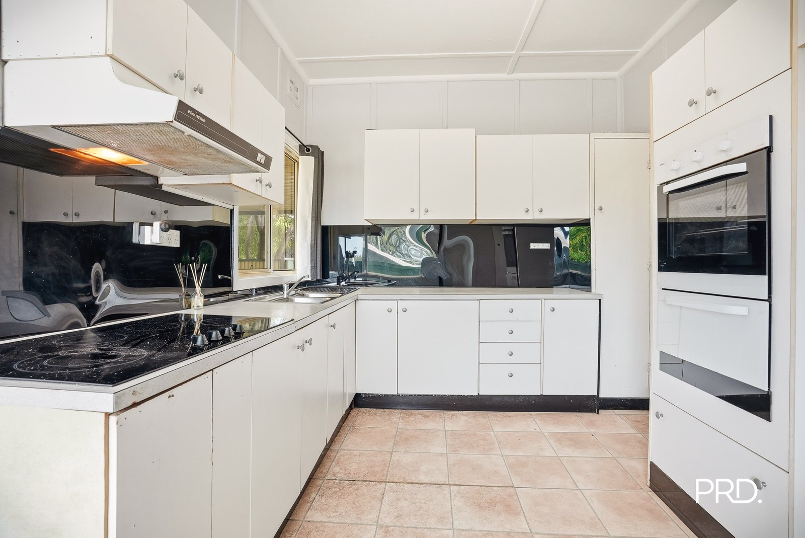 56 Weir Rd  Warragamba 2
