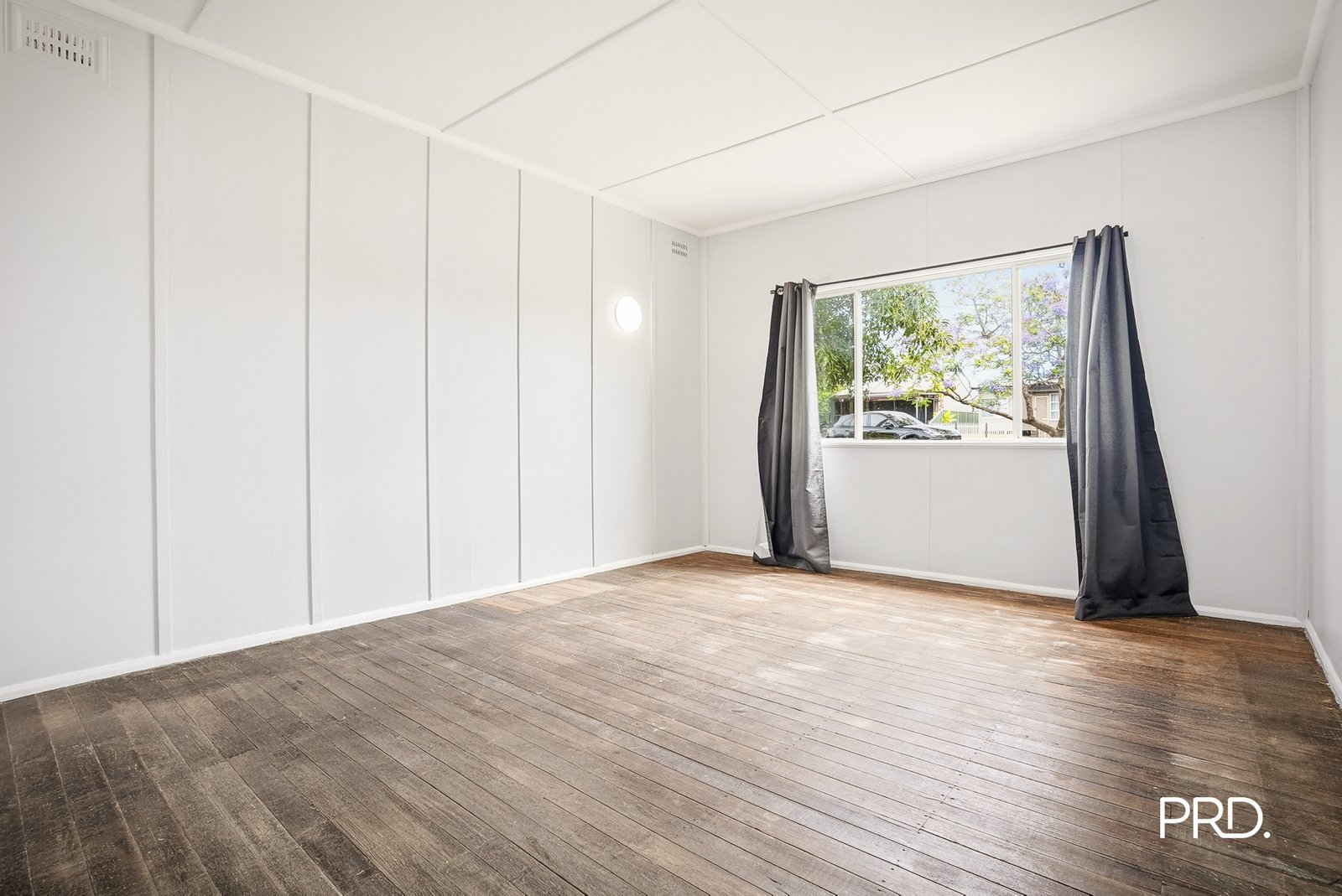 56 Weir Rd  Warragamba 4