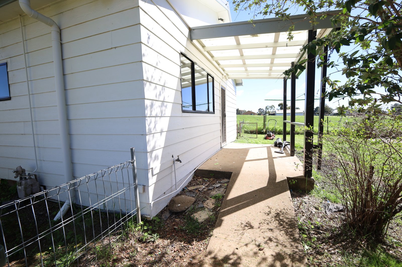 560 Cecil Road ORANGE 9