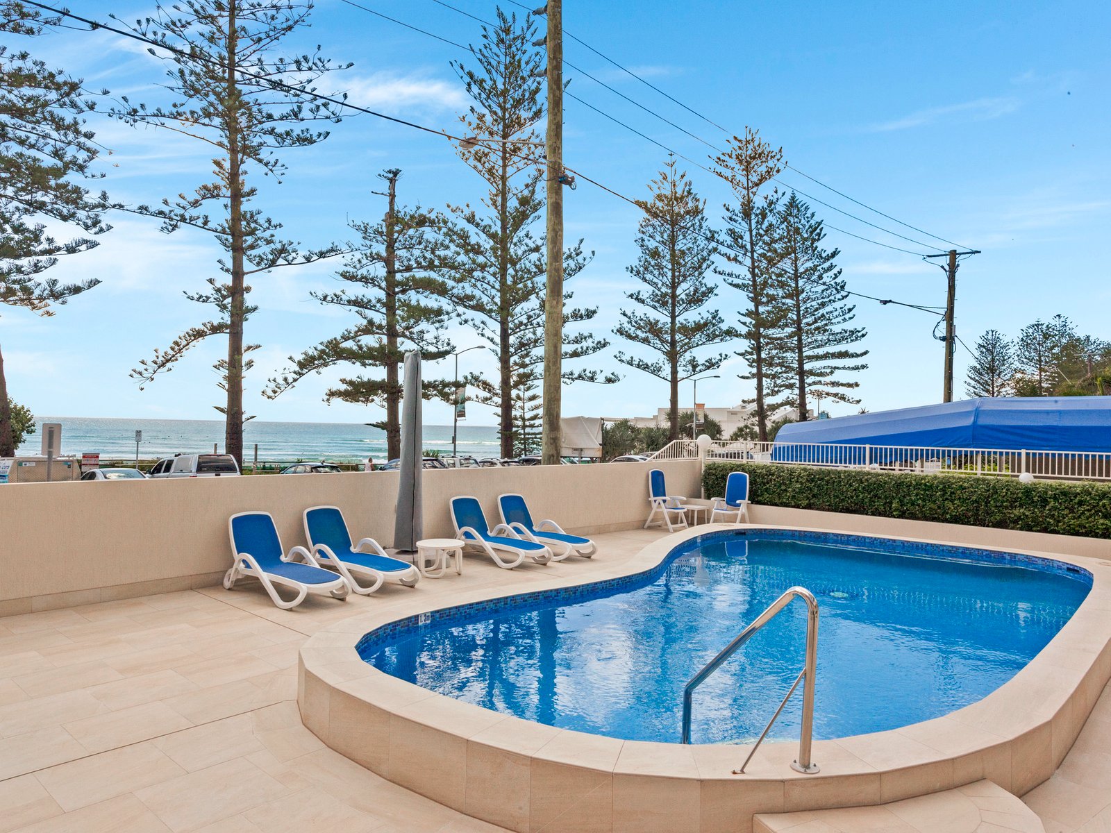 5/60 Goodwin Terrace BURLEIGH HEADS 12