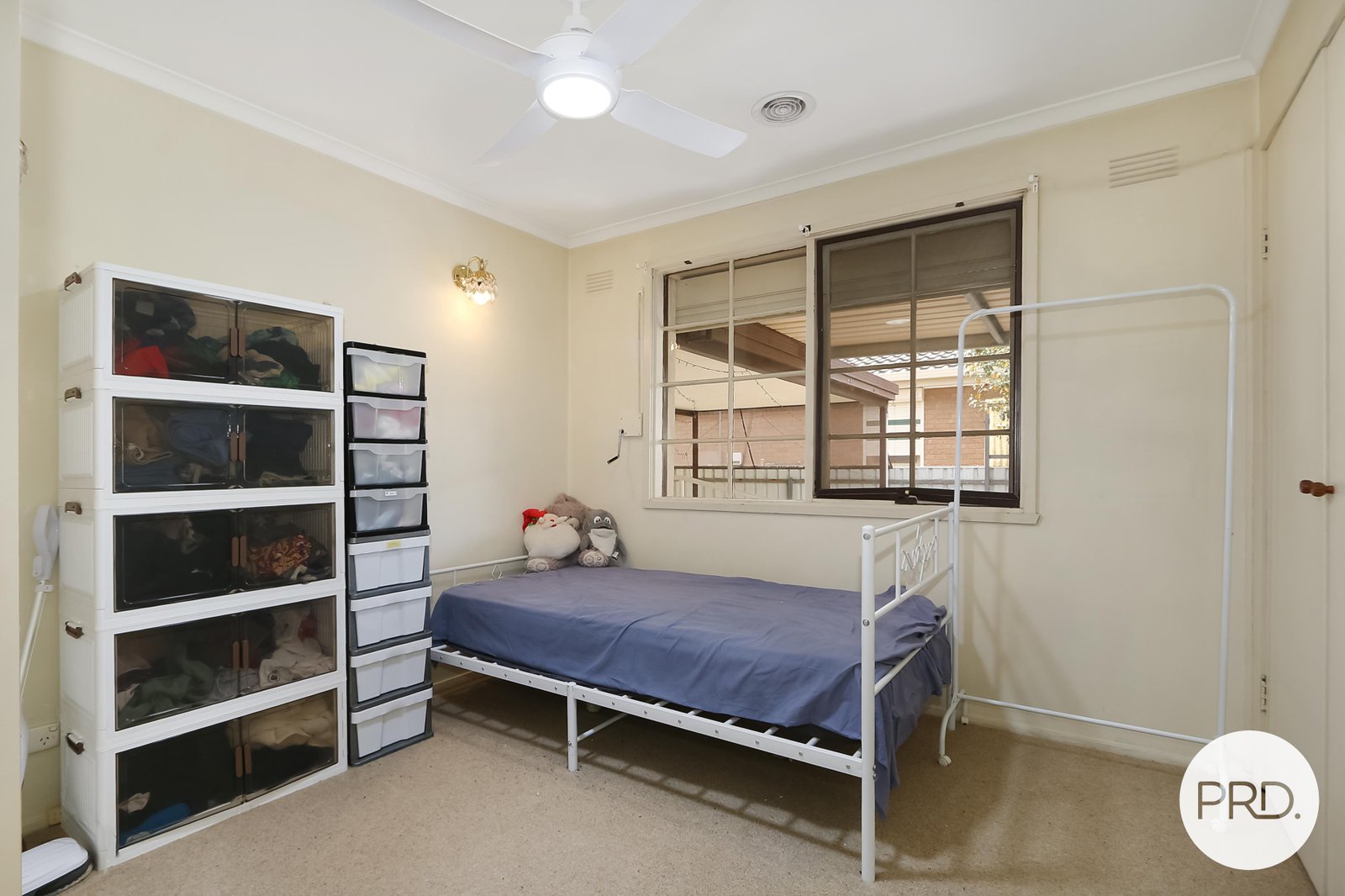 560 Kemp Street LAVINGTON 9