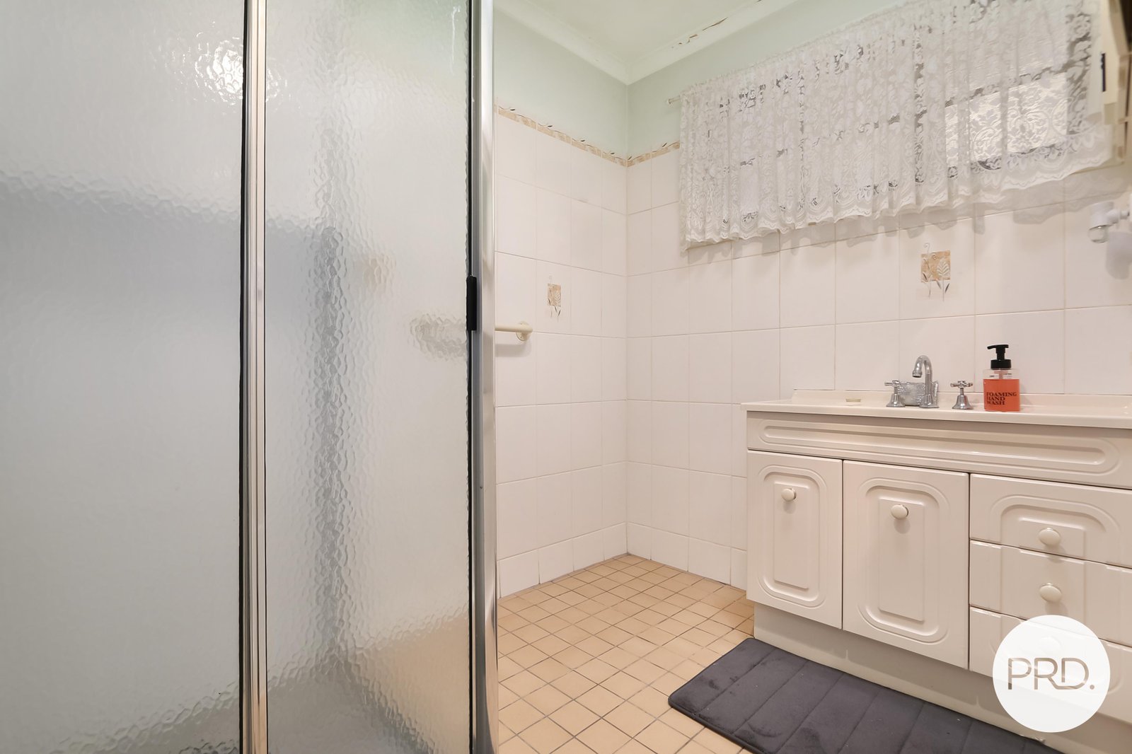 560 Kemp Street LAVINGTON 11