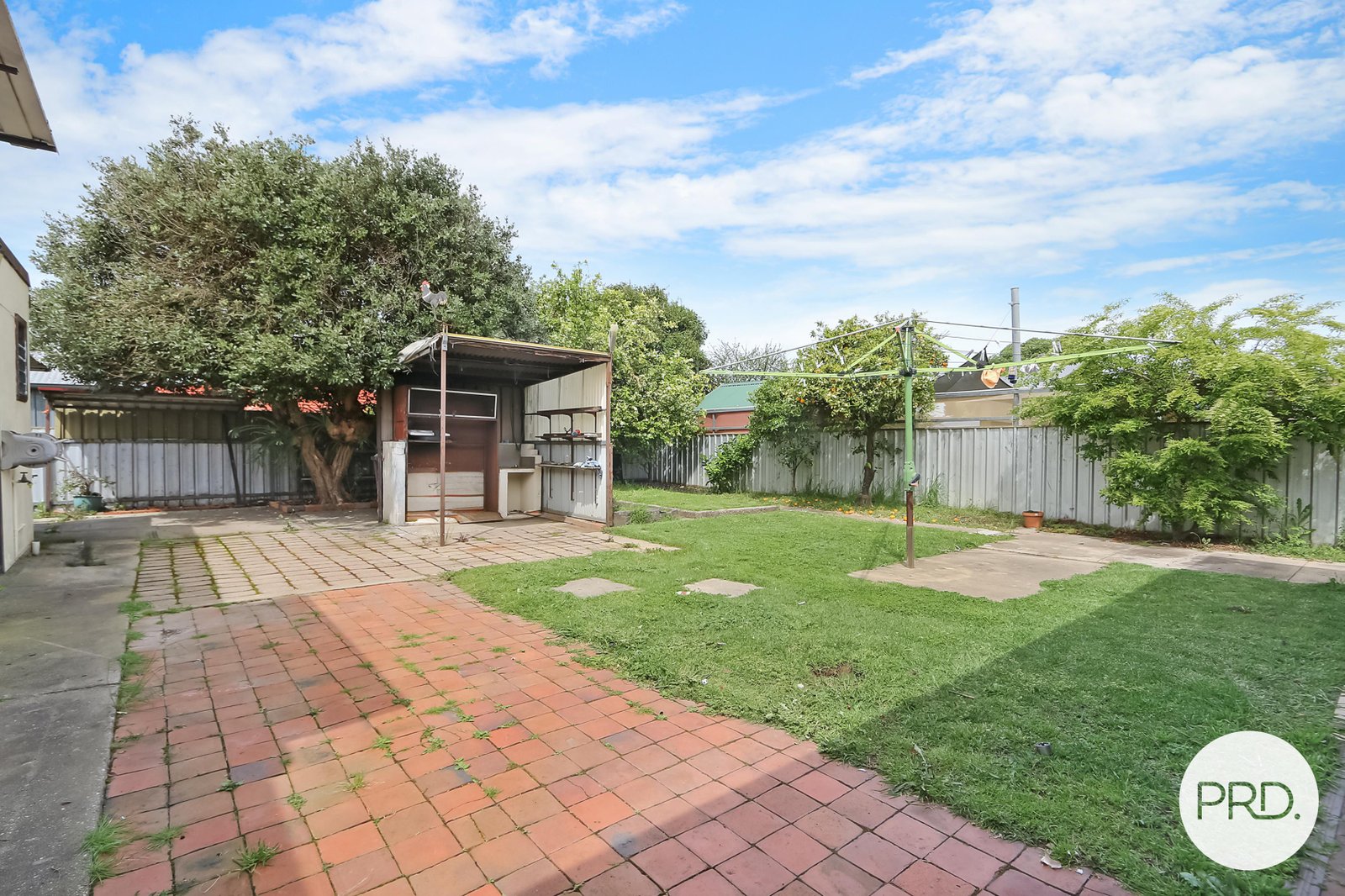 560 Kemp Street LAVINGTON 15
