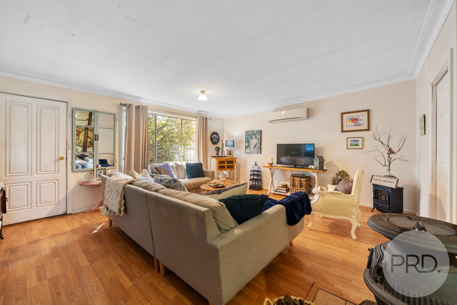 560 Kooringal Road KOORINGAL 2