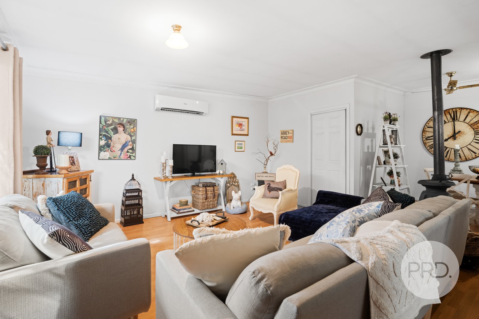 560 Kooringal Road KOORINGAL 13