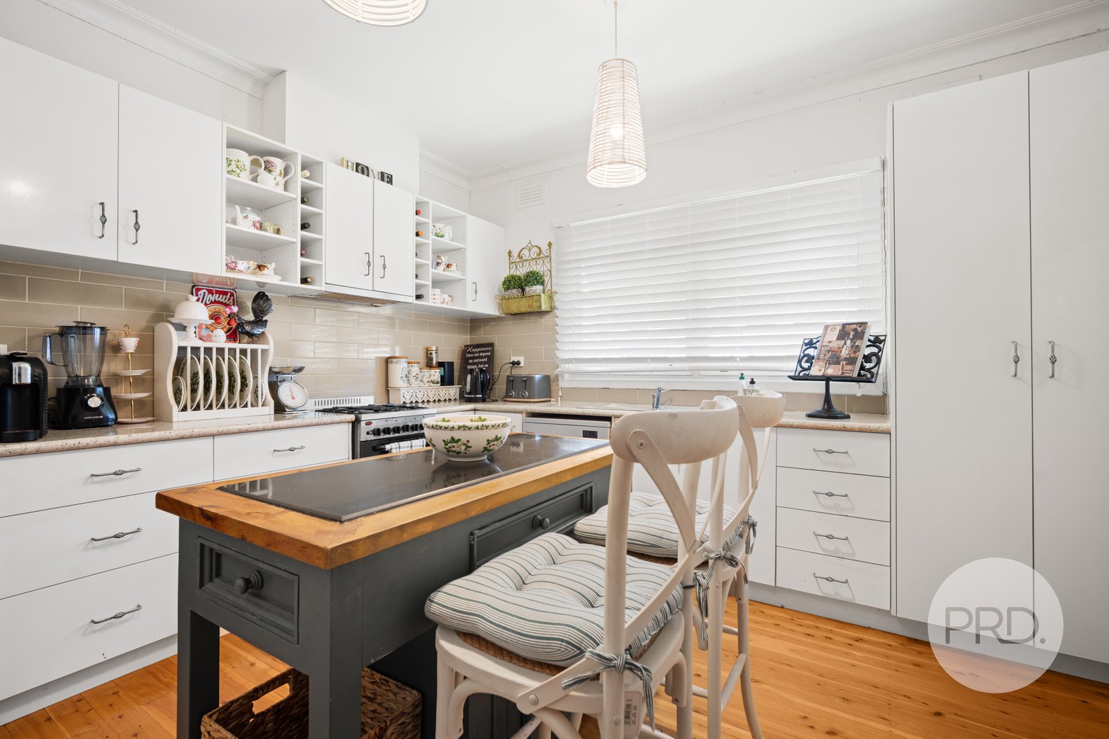 560 Kooringal Road KOORINGAL 18