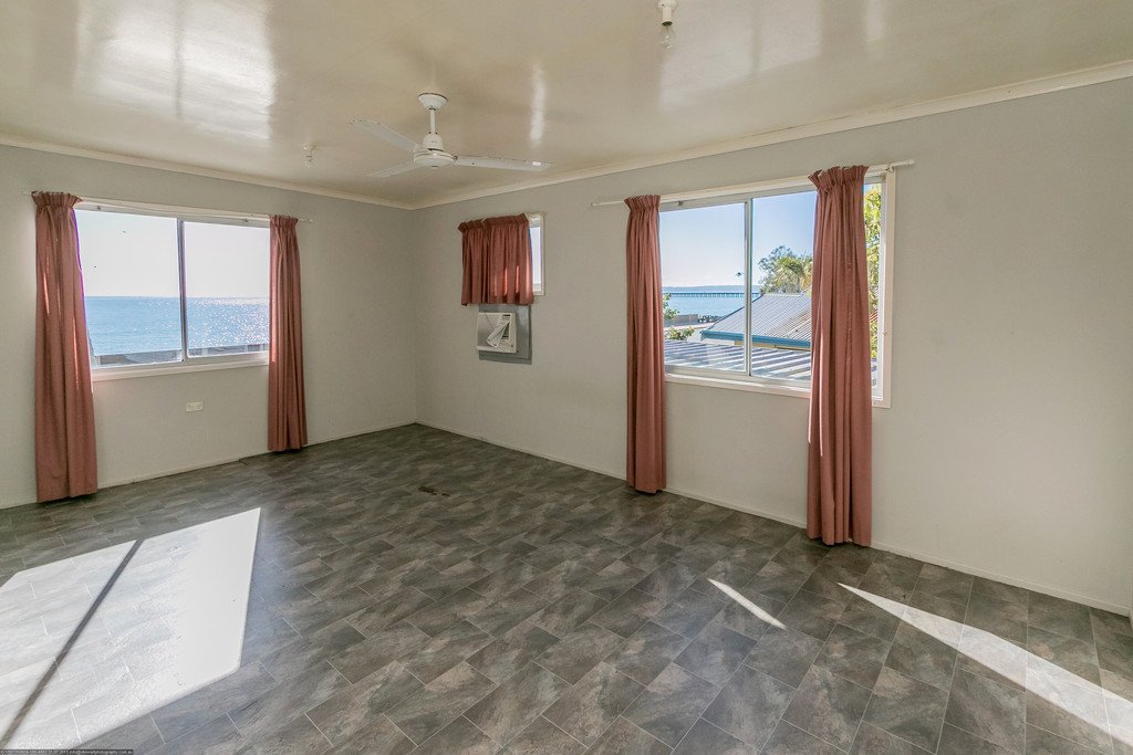 561 & 562 Charlton Esplanade URANGAN 22