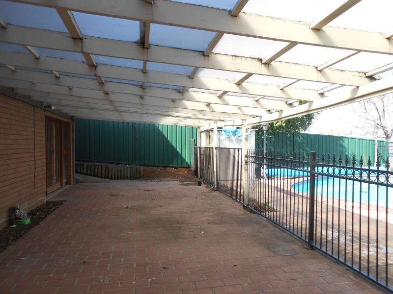 561 Armidale Road TAMWORTH 9