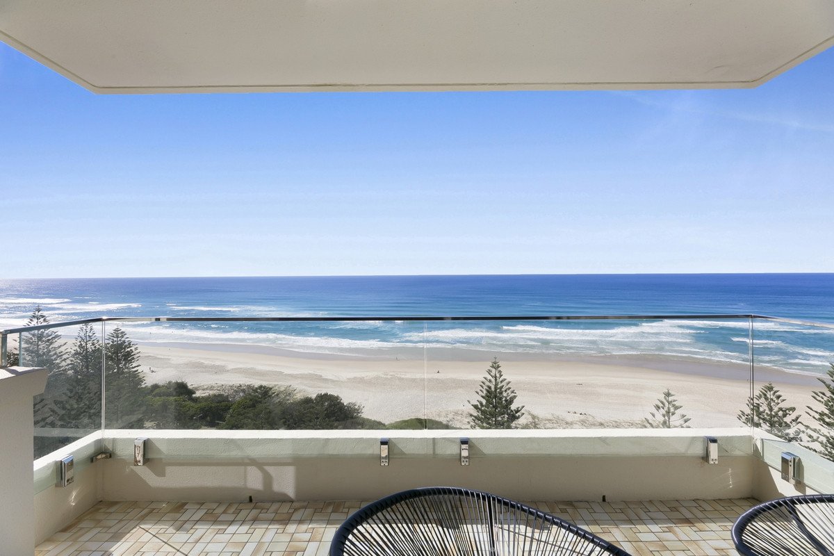 56/114 The Esplanade Burleigh Heads 12