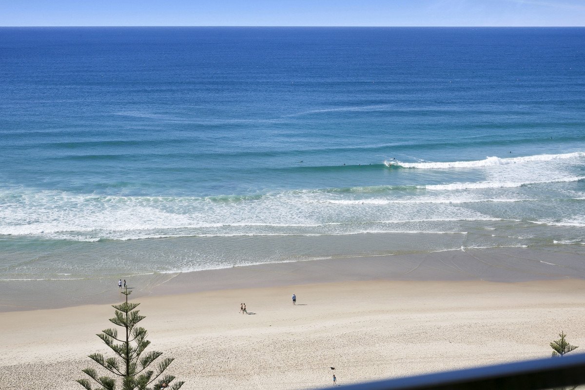 56/114 The Esplanade Burleigh Heads 25