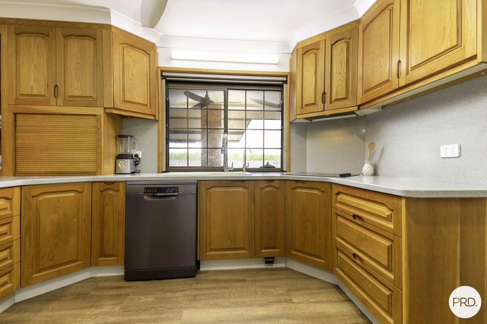 5612 Bruce Highway CALEN 8