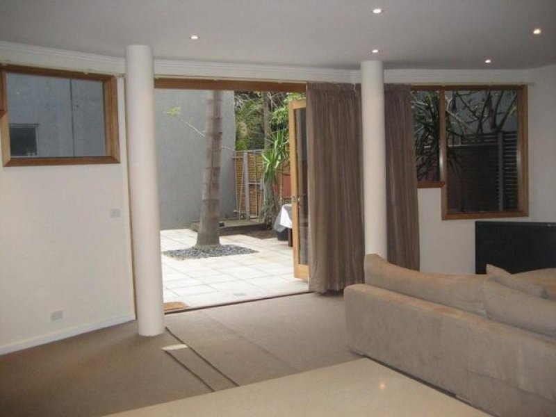 Gallery: 56/15 Beach Street