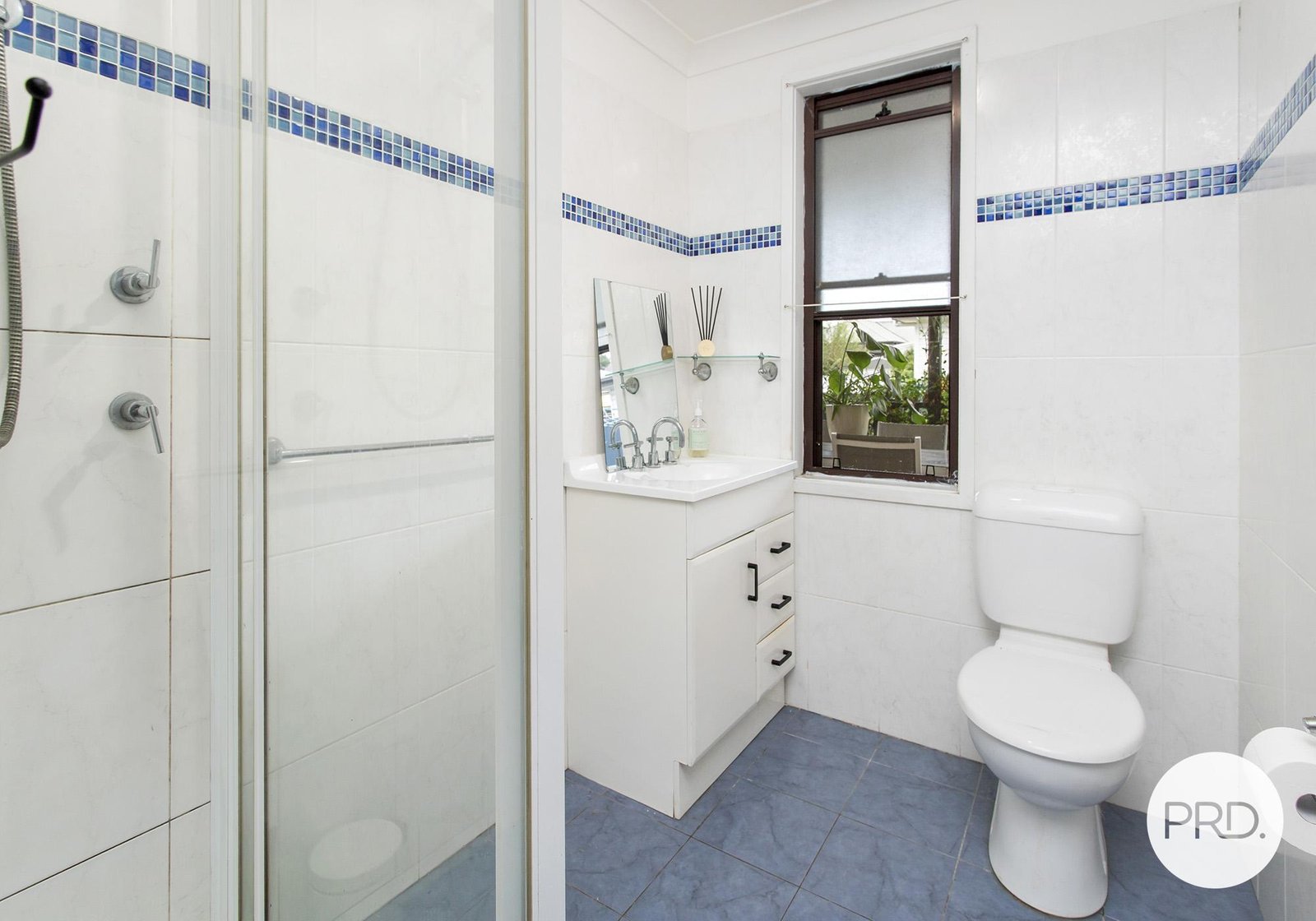 562 Northcliffe Drive BERKELEY 8