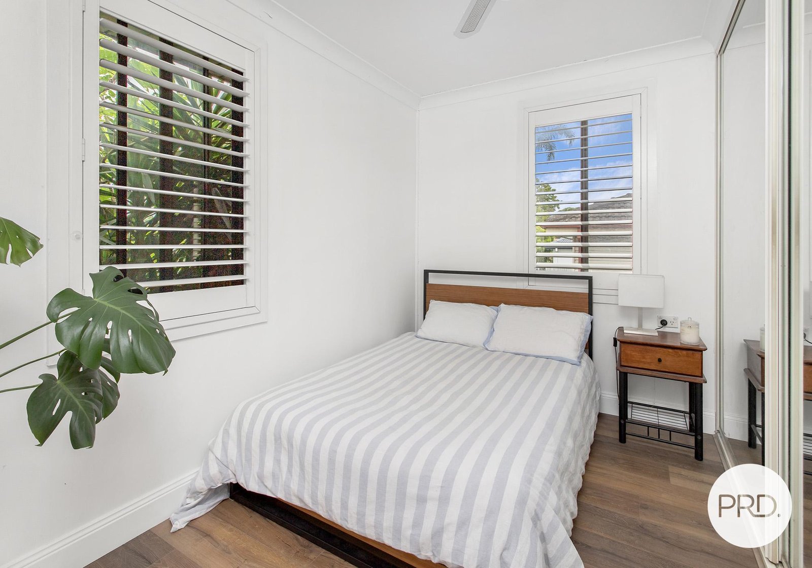 562 Northcliffe Drive BERKELEY 10
