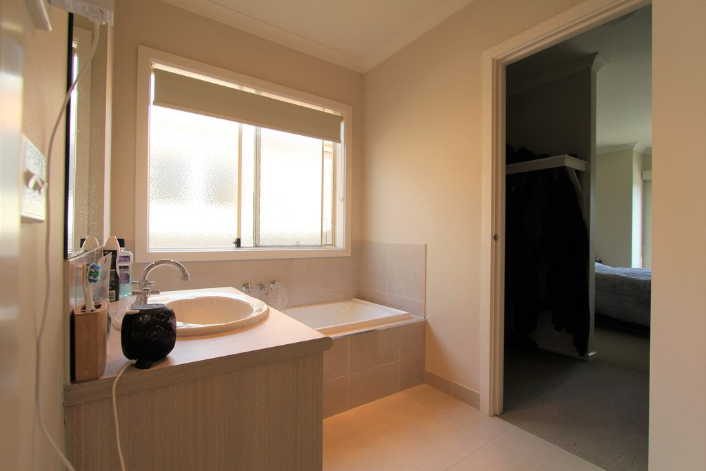 5/622 Bond Street GOLDEN POINT 9