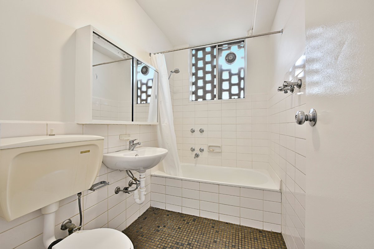 Gallery: 5/63 Hawksburn Road