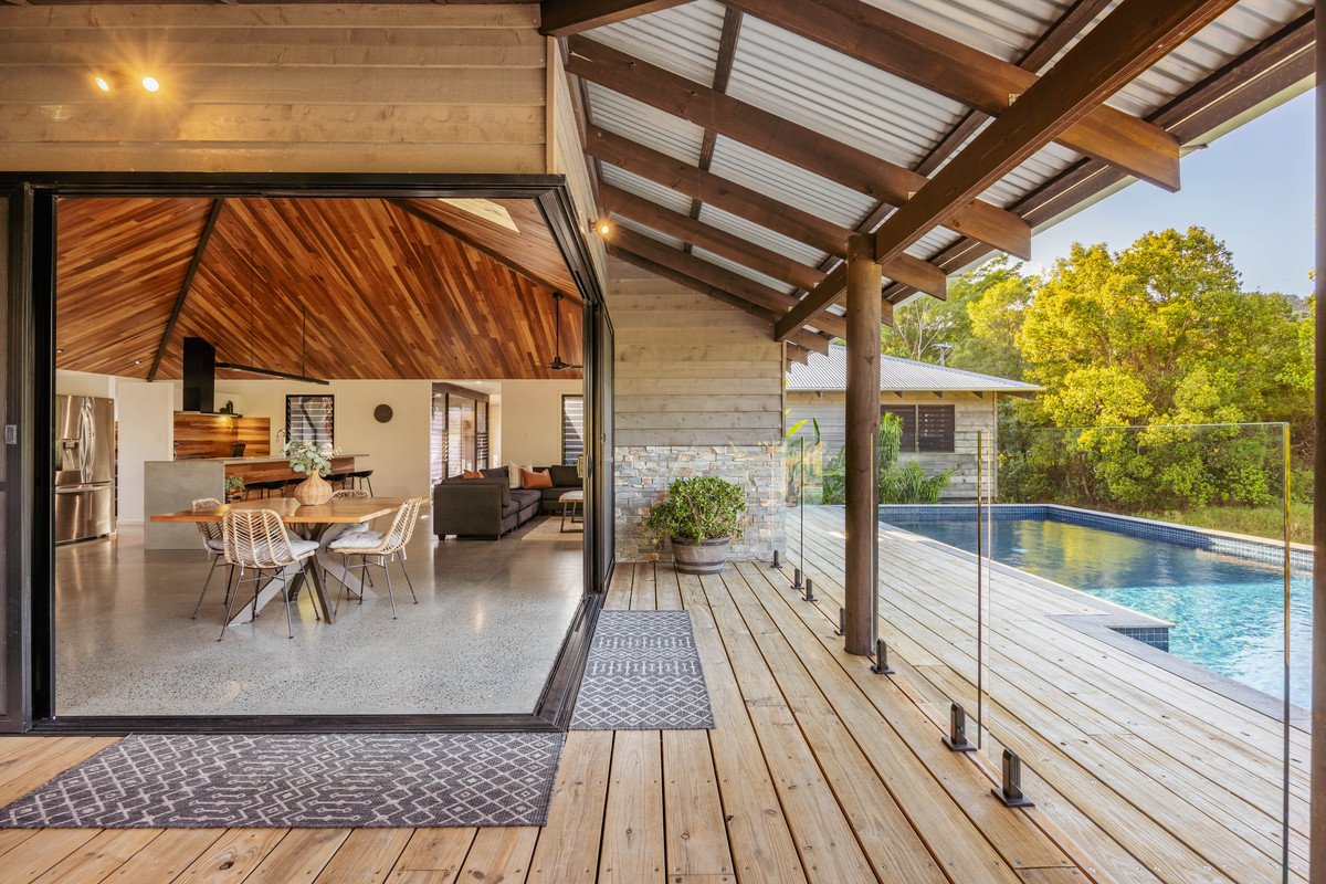 564 Currumbin Creek Road Currumbin Valley 8